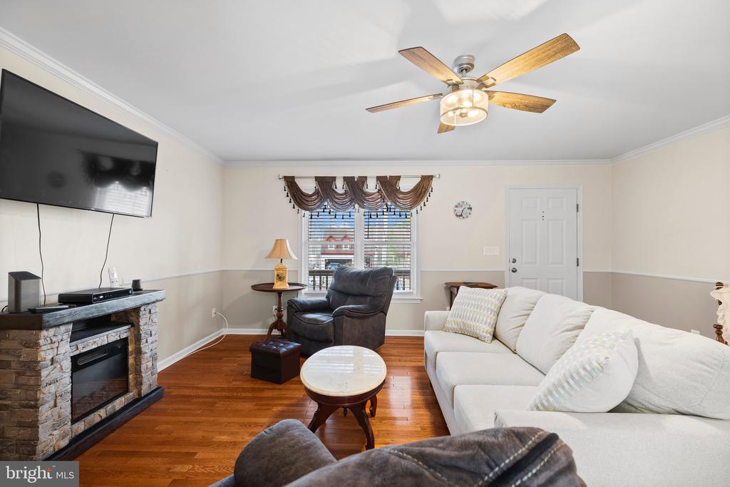 139 MONTICELLO CIRCLE