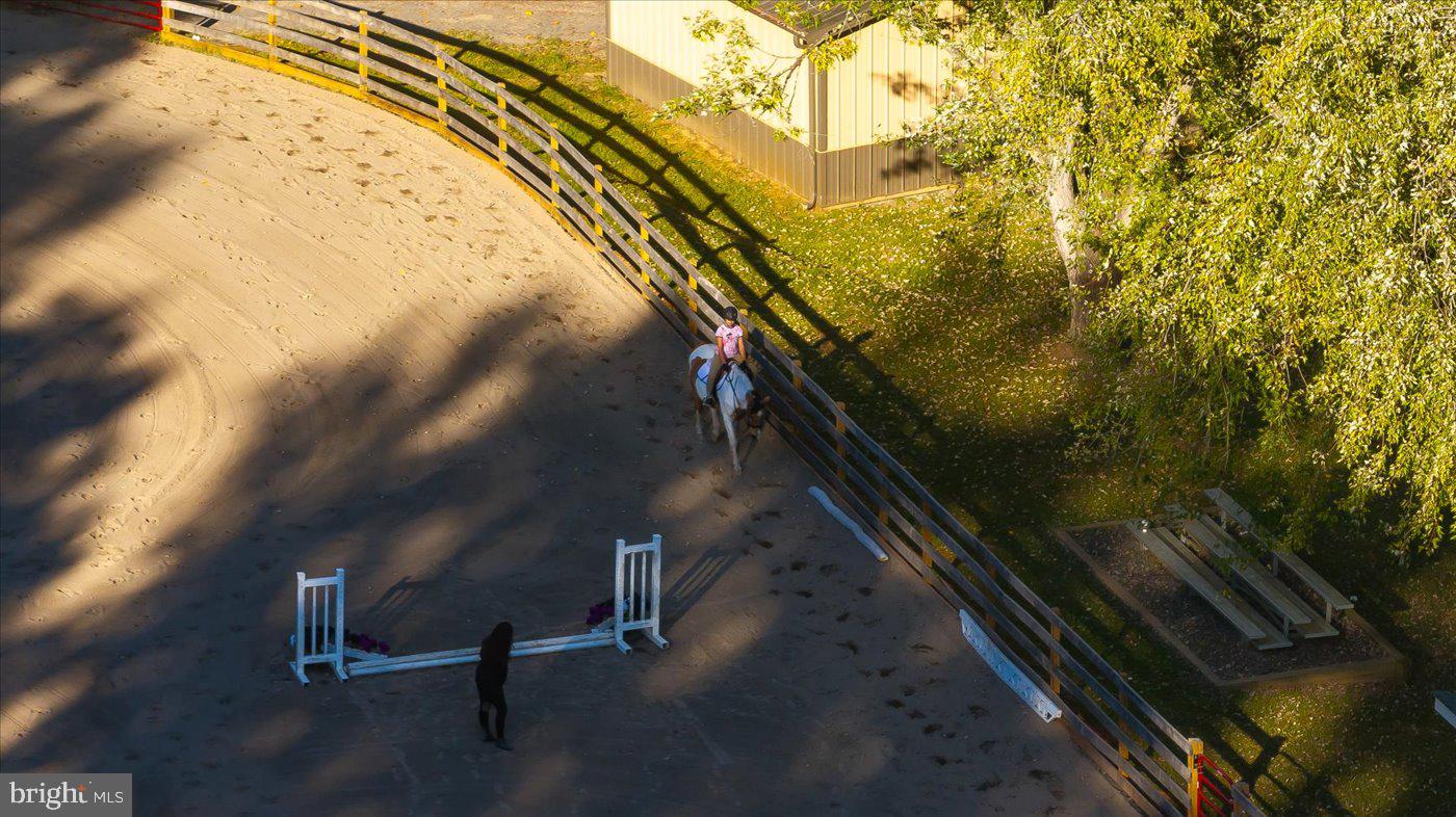 910 CONFEDERATE DRIVE