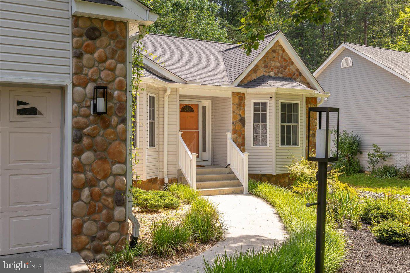 910 CONFEDERATE DRIVE