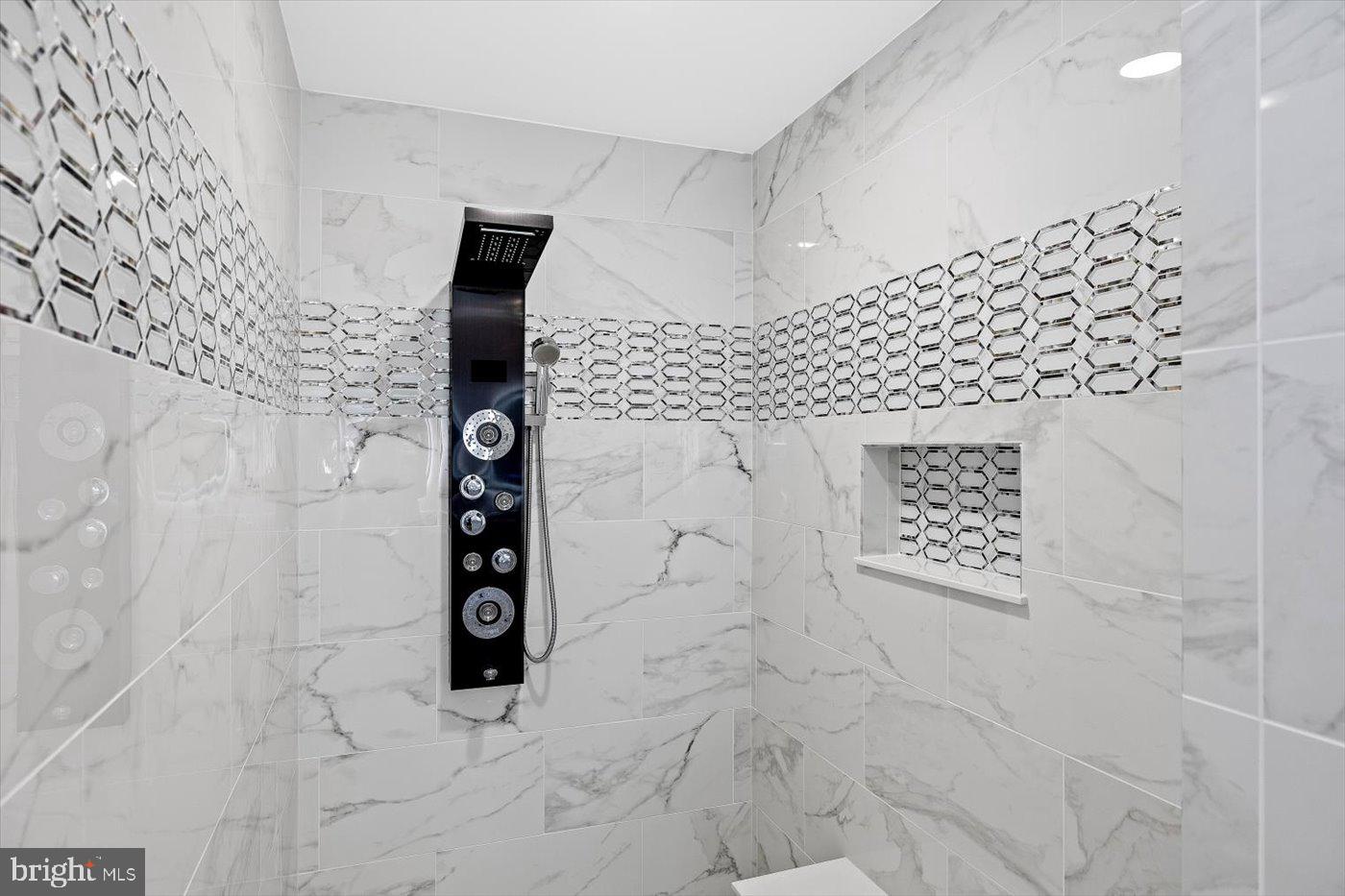 910 CONFEDERATE DRIVE