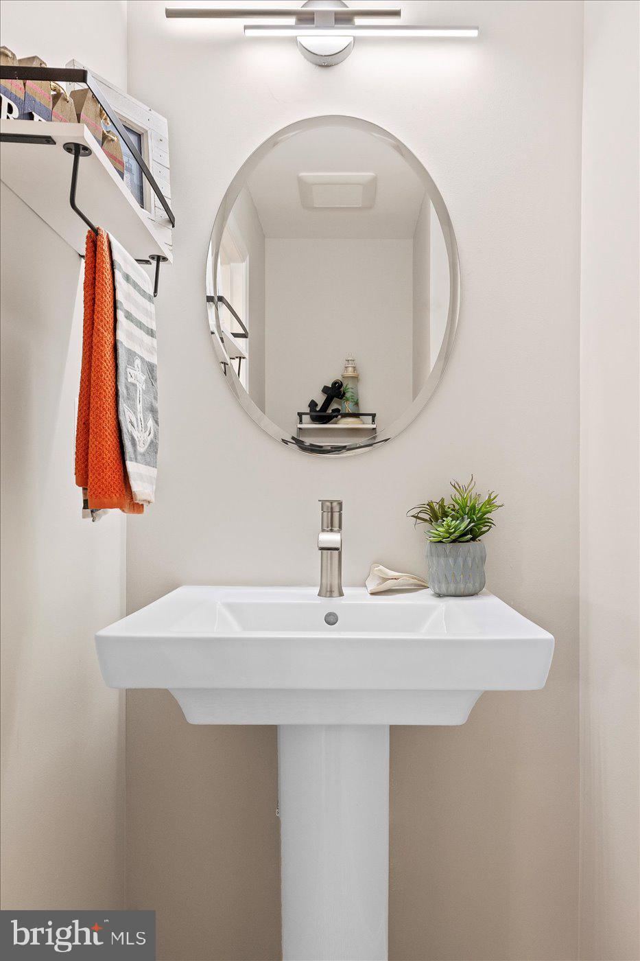 910 CONFEDERATE DRIVE