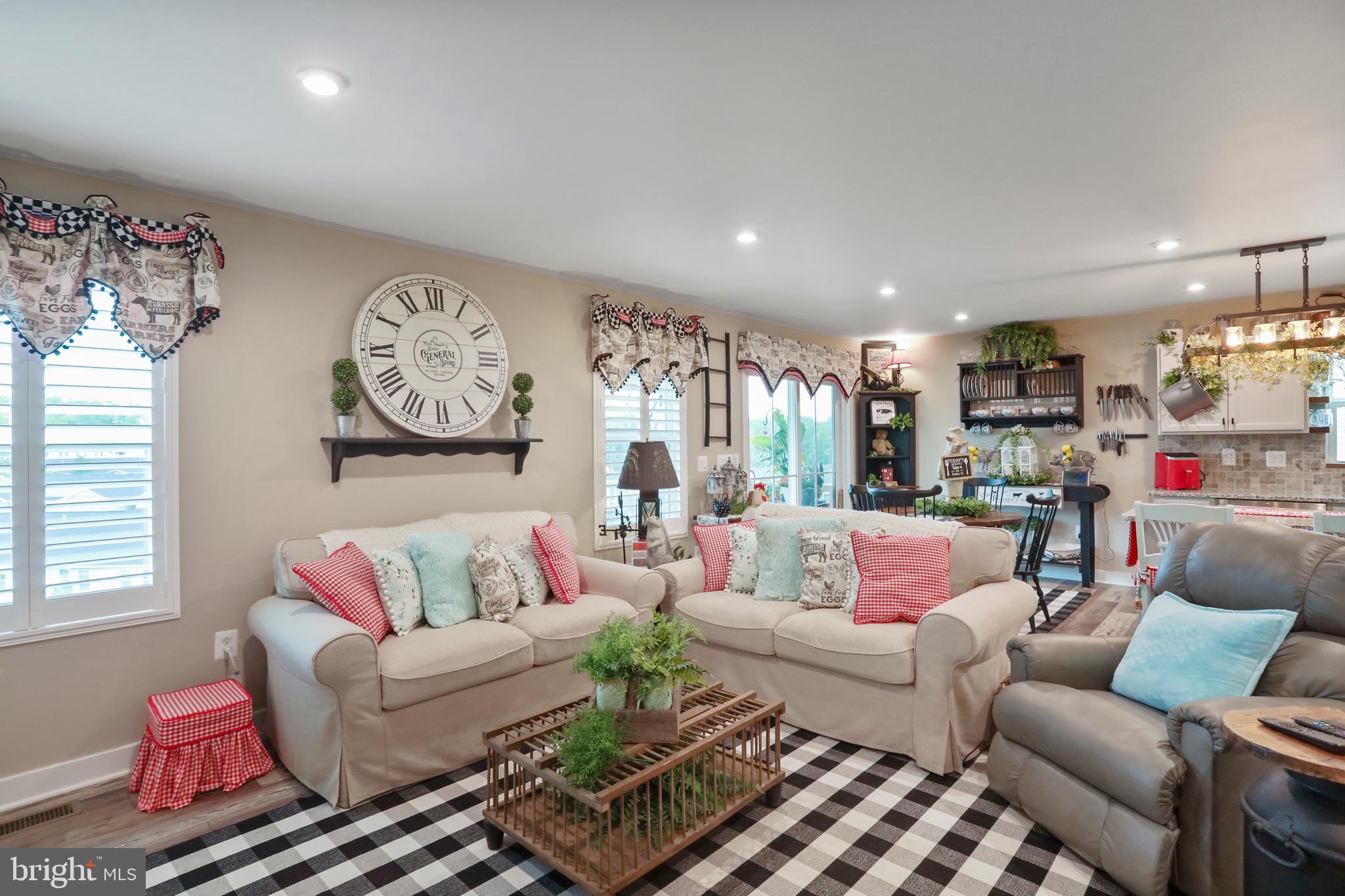 3438 Azalea Rd