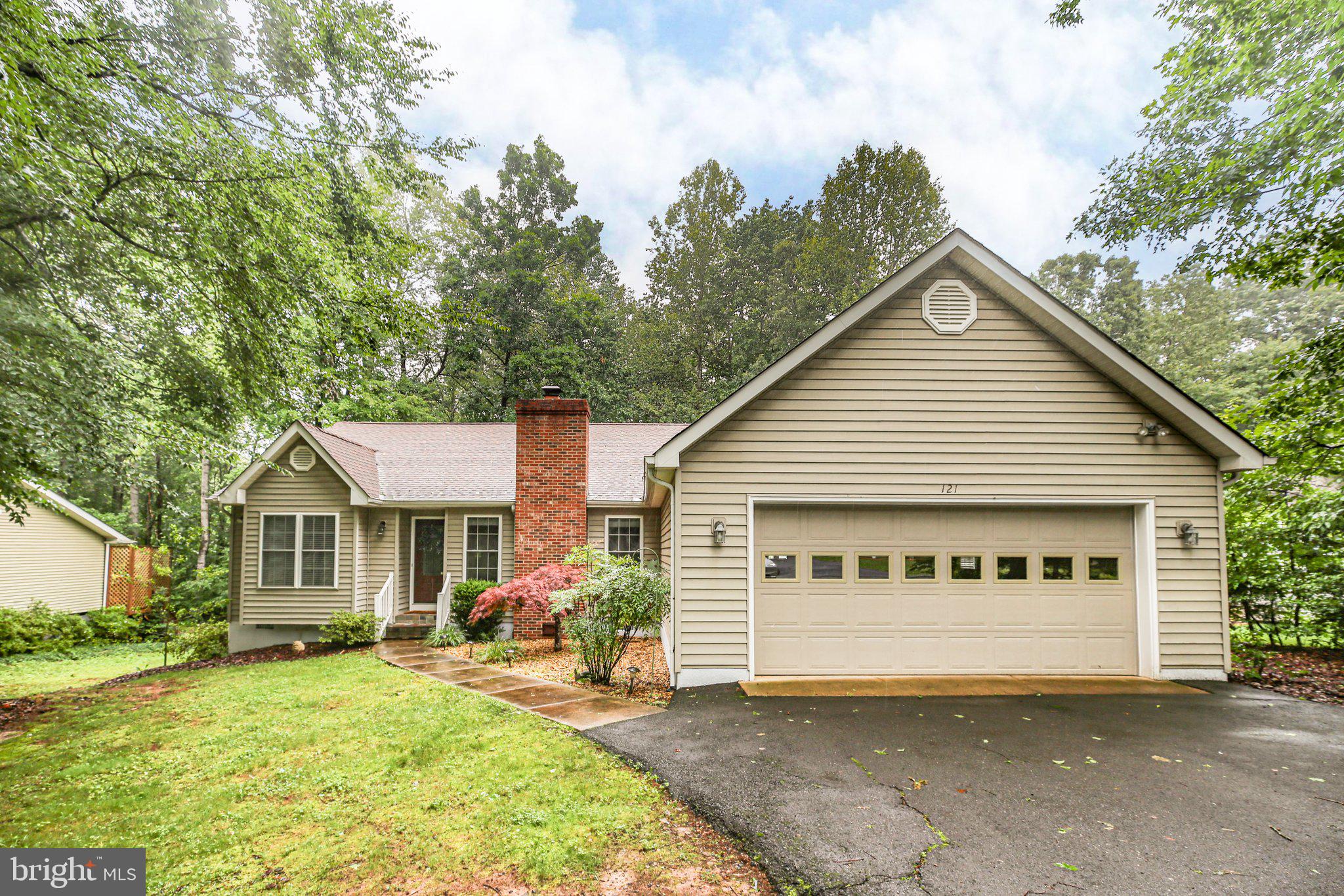 121 Jefferson Ave