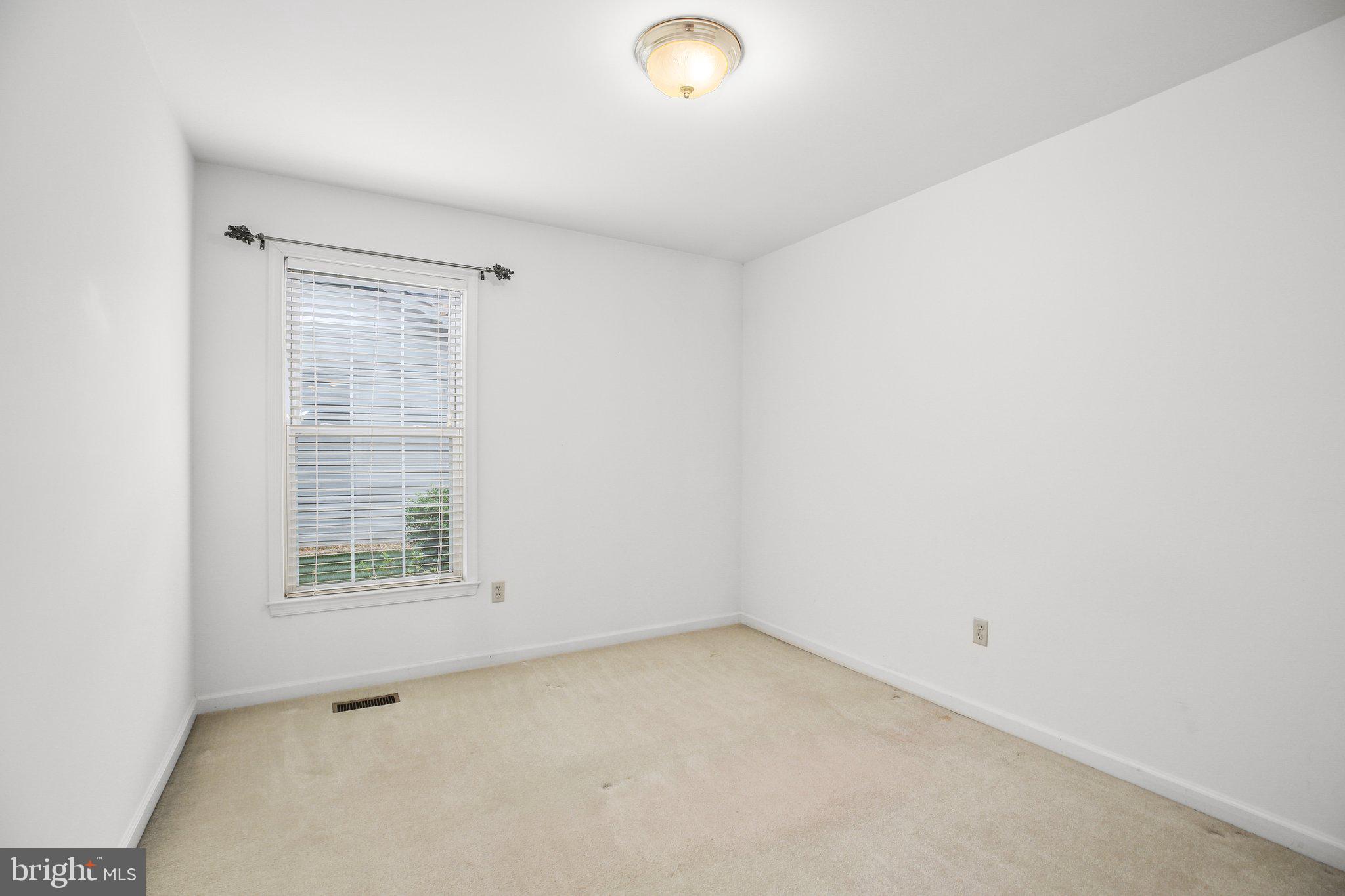 121 Jefferson Ave