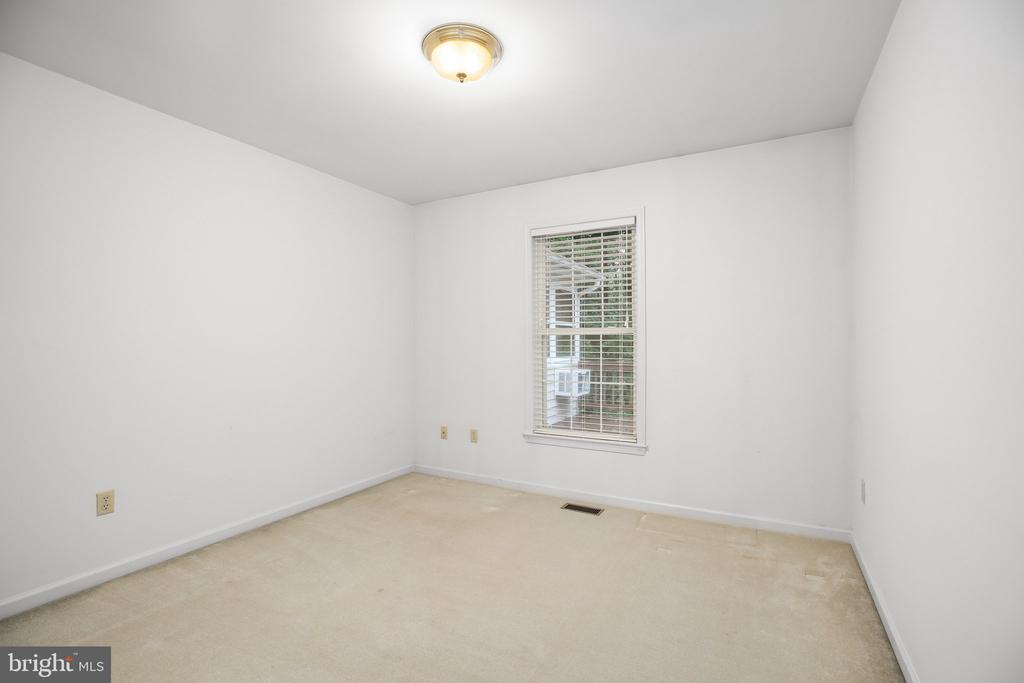 121 Jefferson Ave