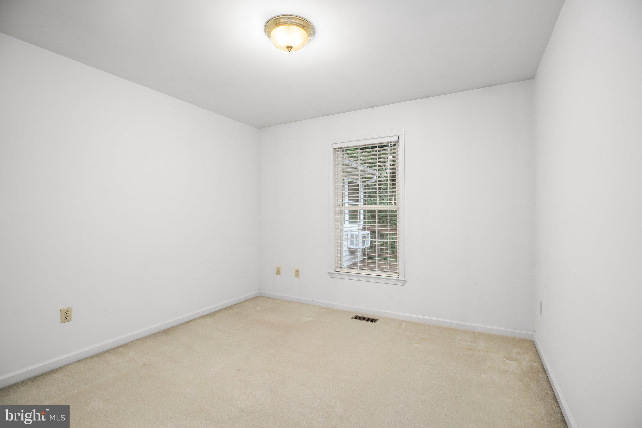 121 Jefferson Ave