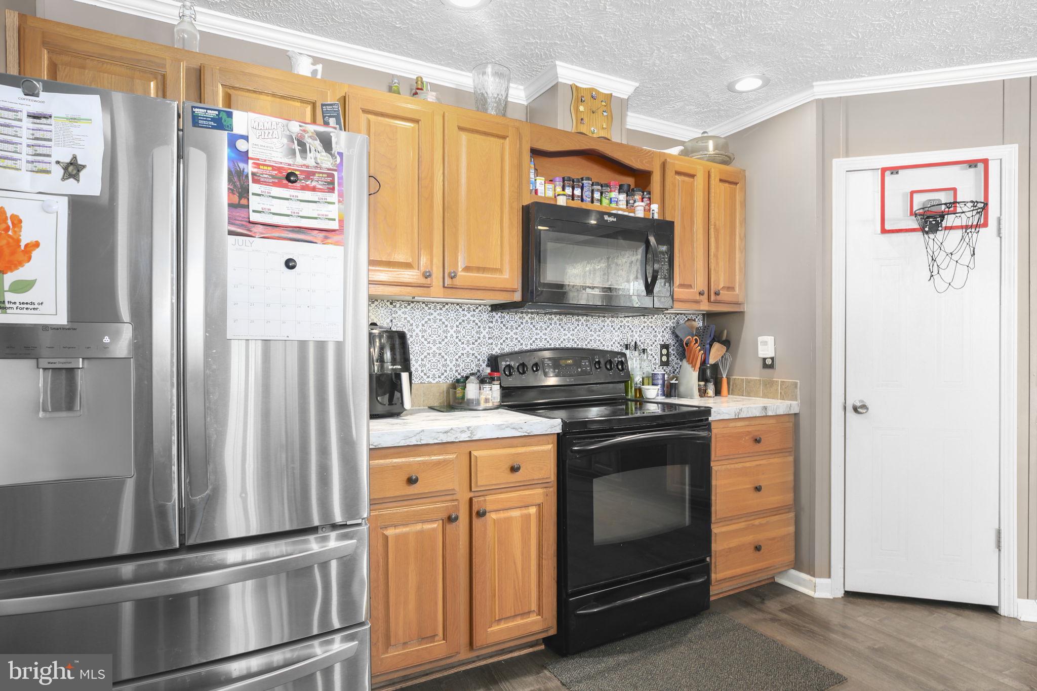 4253 Rolling Hills Dr