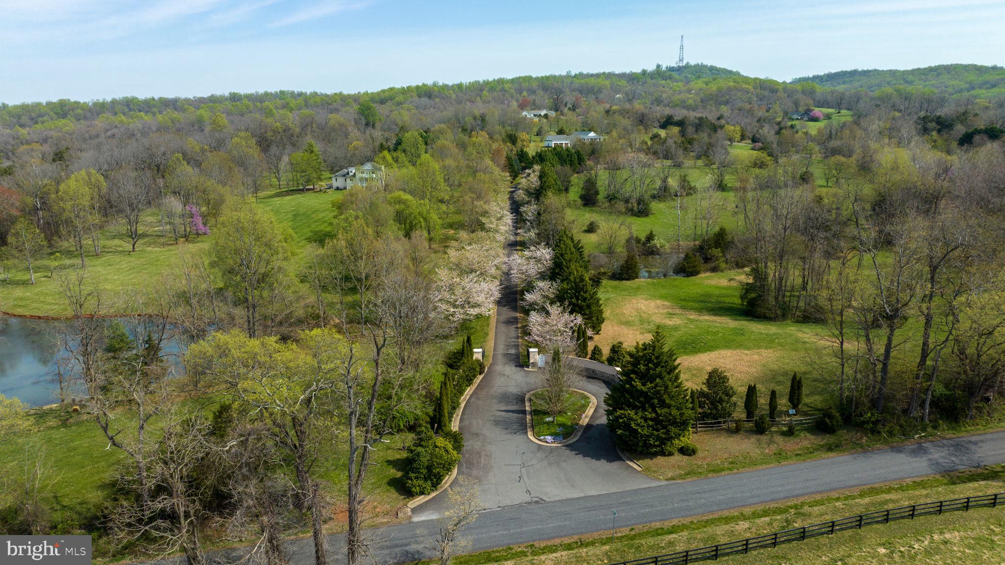 Lot 23 Hawthorne Dr