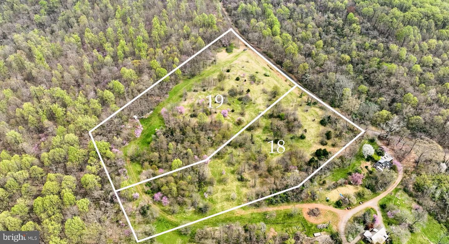 Lot 18 Hawthorne Dr