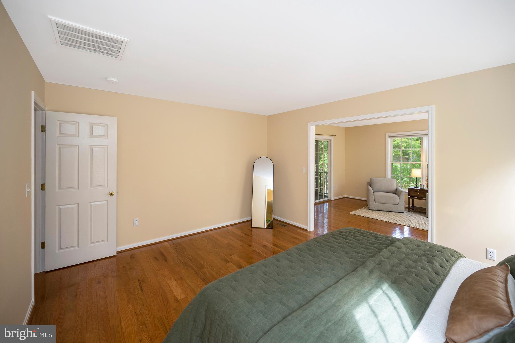 1115 Eastover Pkwy