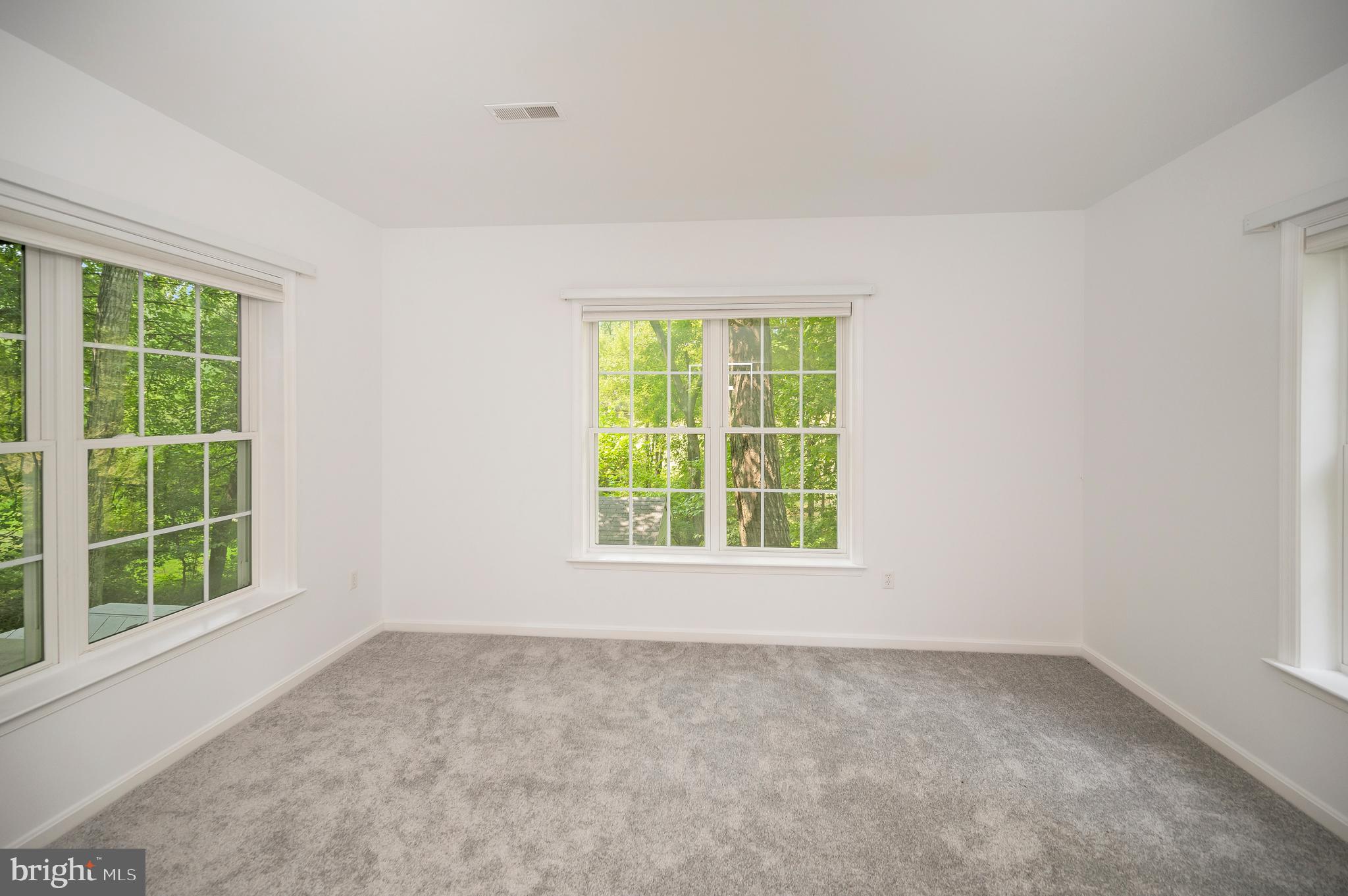 1115 Eastover Pkwy