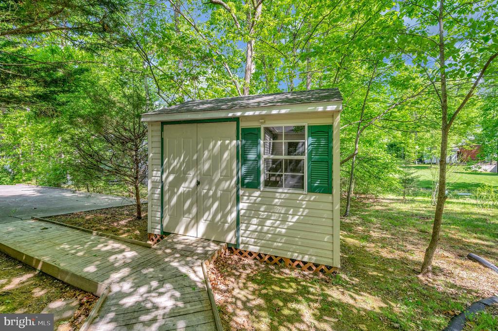 317 Edgehill Dr