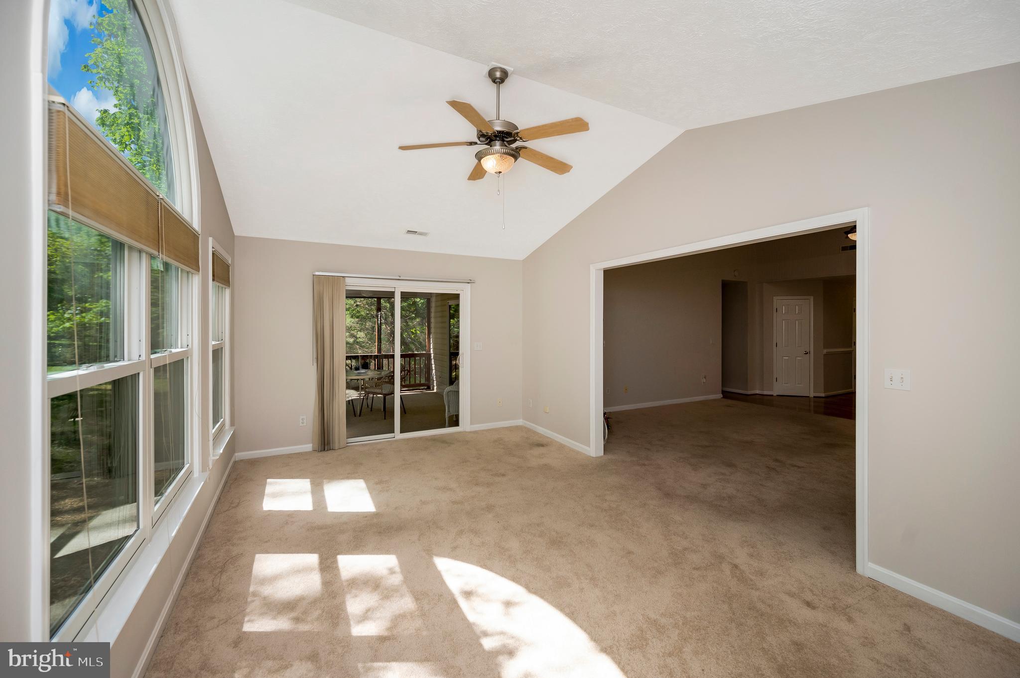 317 Edgehill Dr
