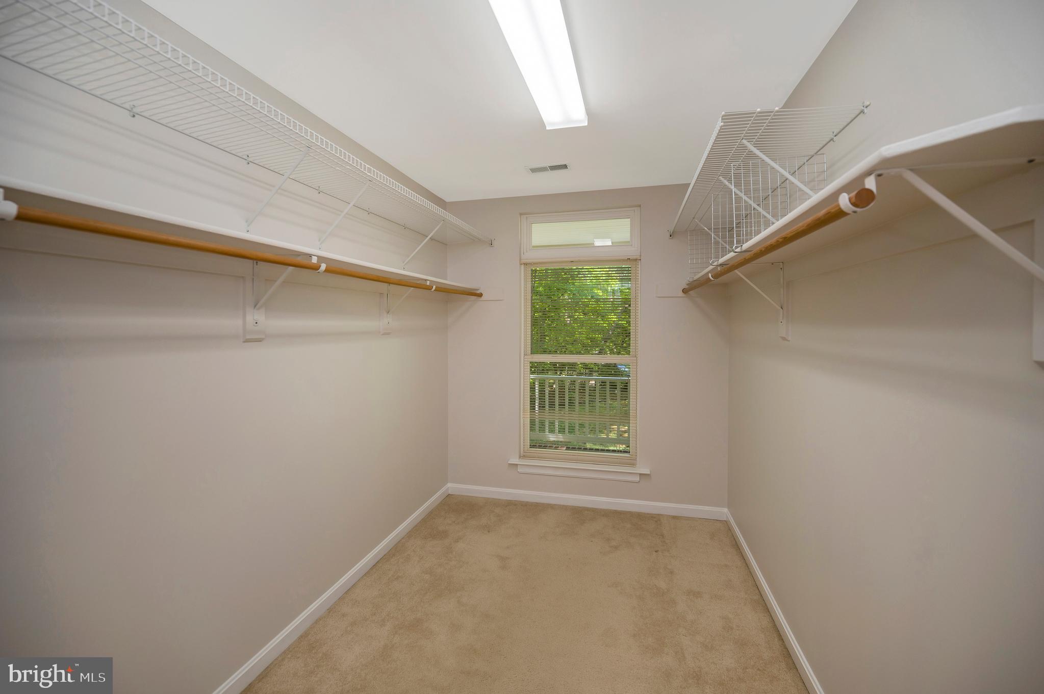 317 Edgehill Dr