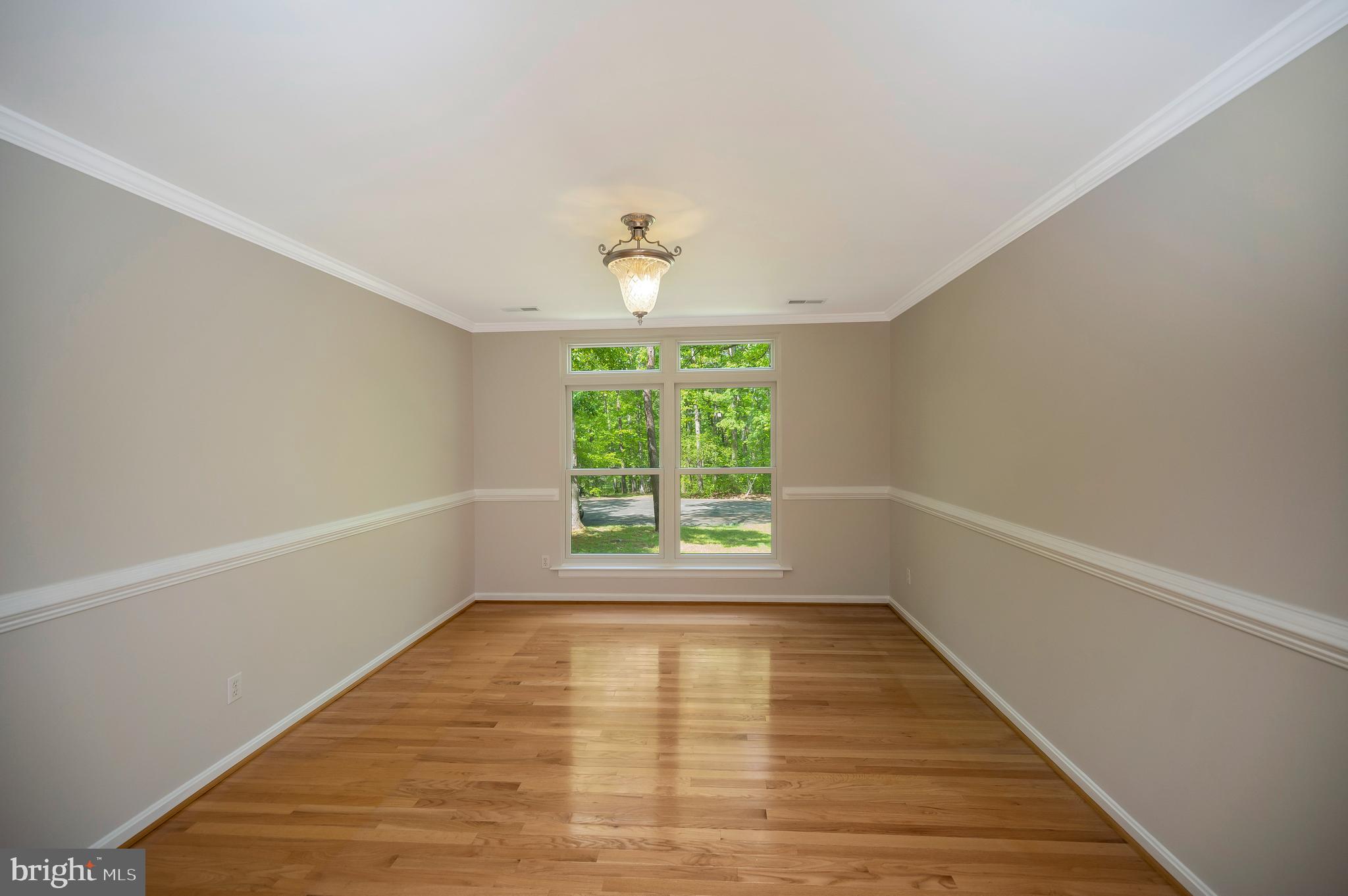 317 Edgehill Dr