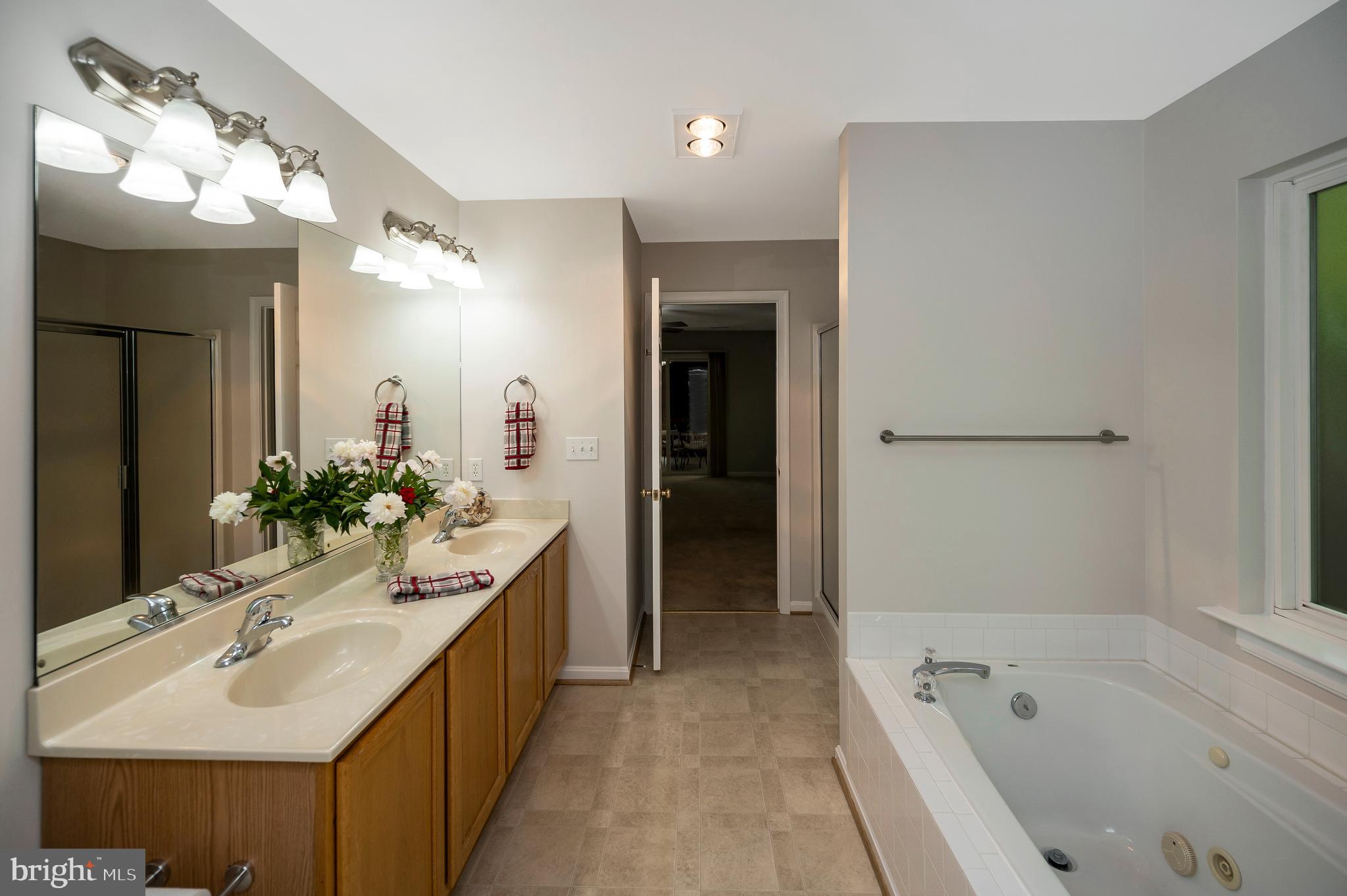 317 Edgehill Dr