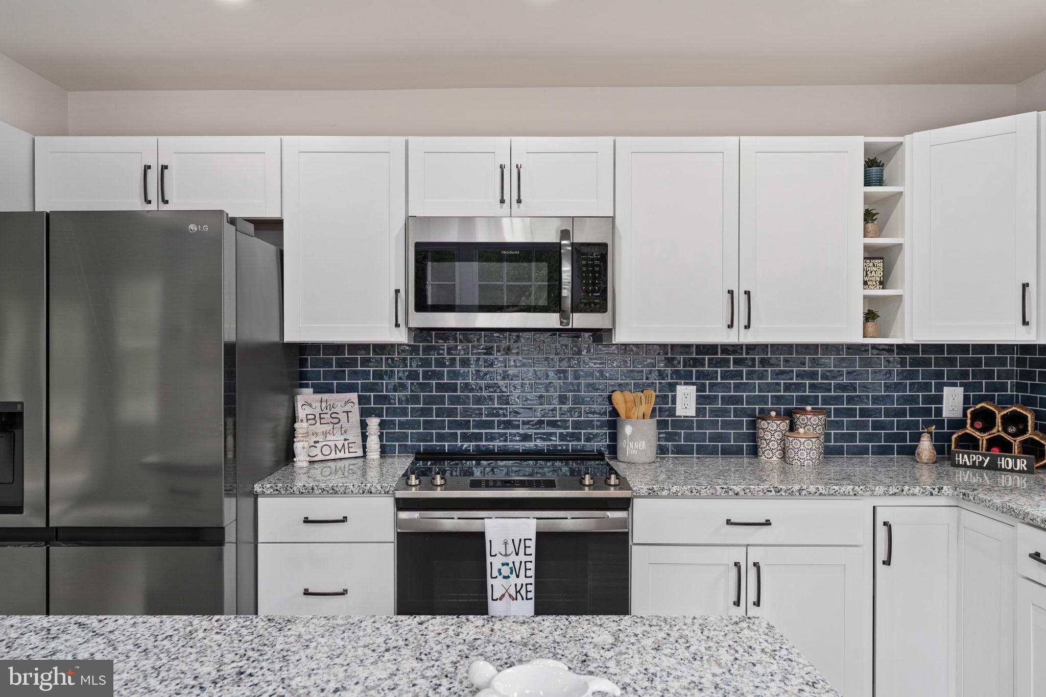 121 BIRCHSIDE CIRCLE