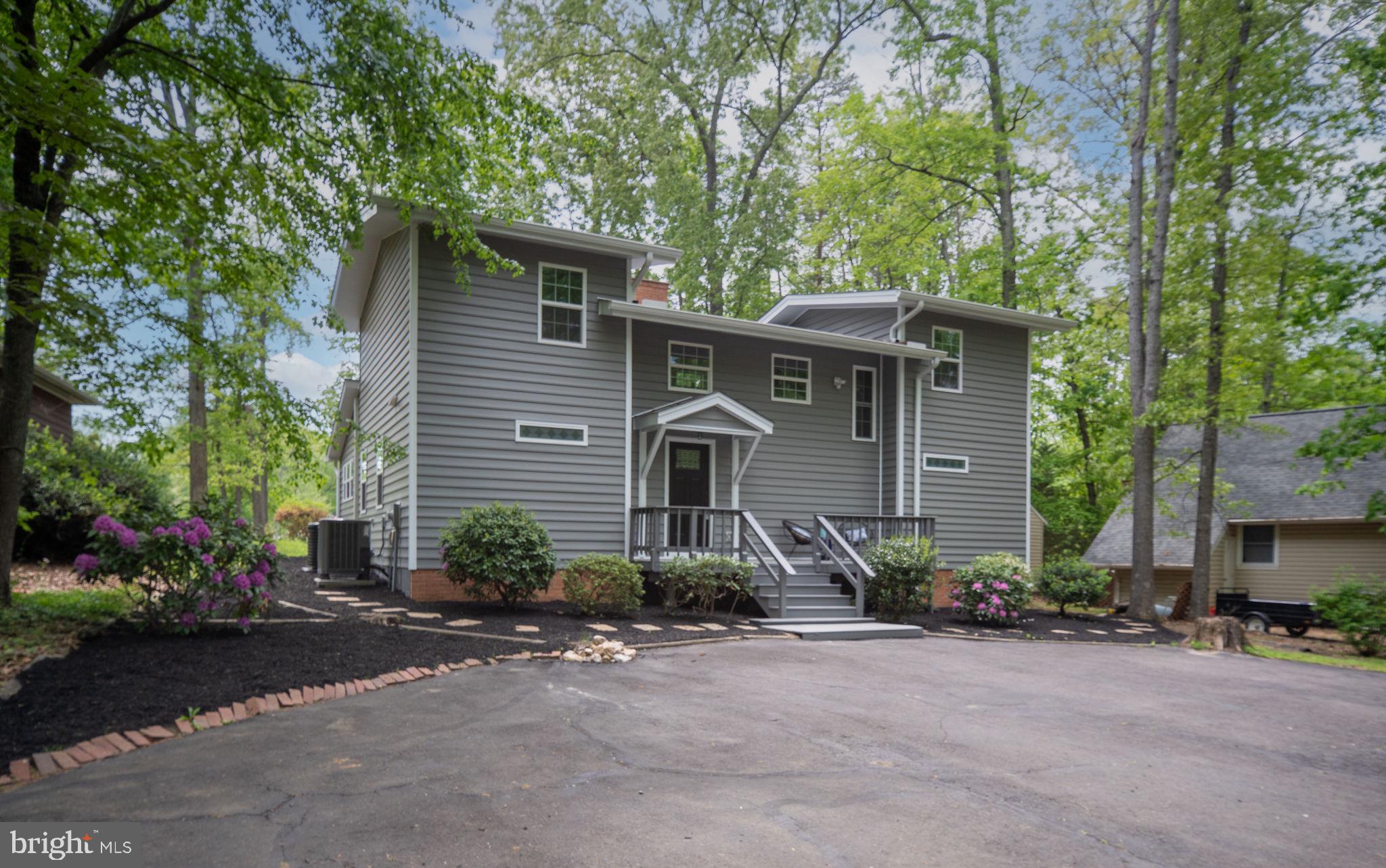 121 BIRCHSIDE CIRCLE