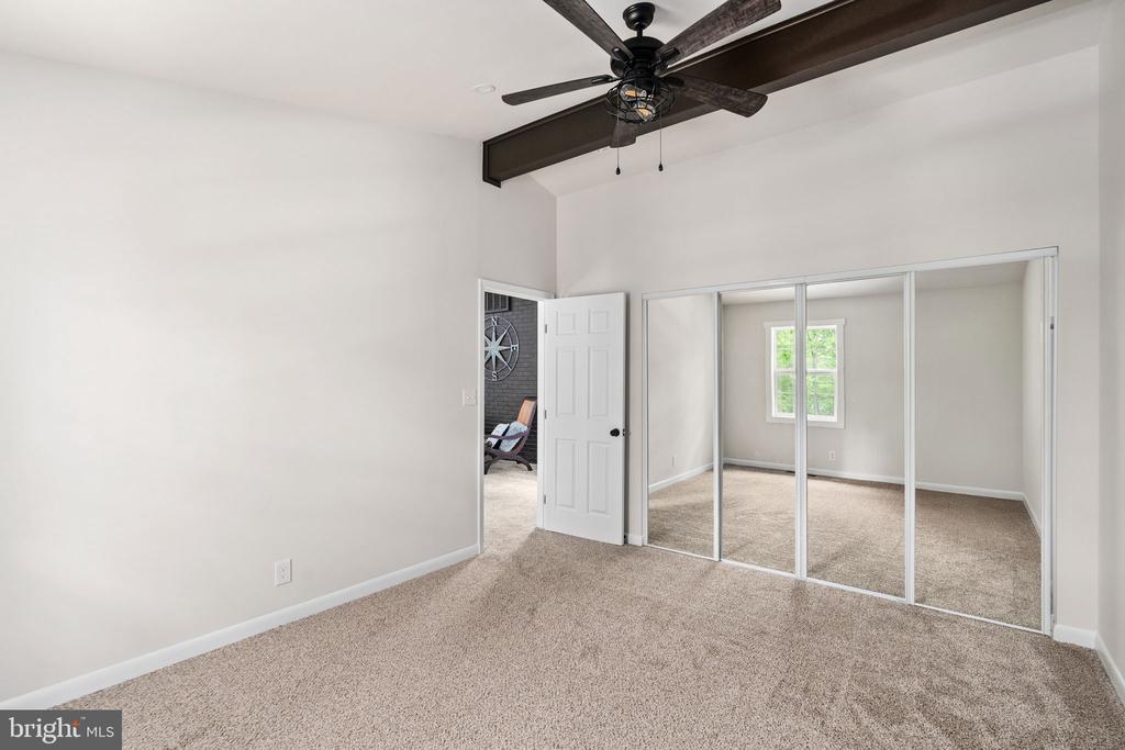 121 BIRCHSIDE CIRCLE