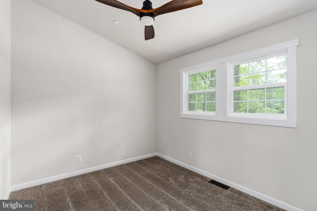 121 BIRCHSIDE CIRCLE