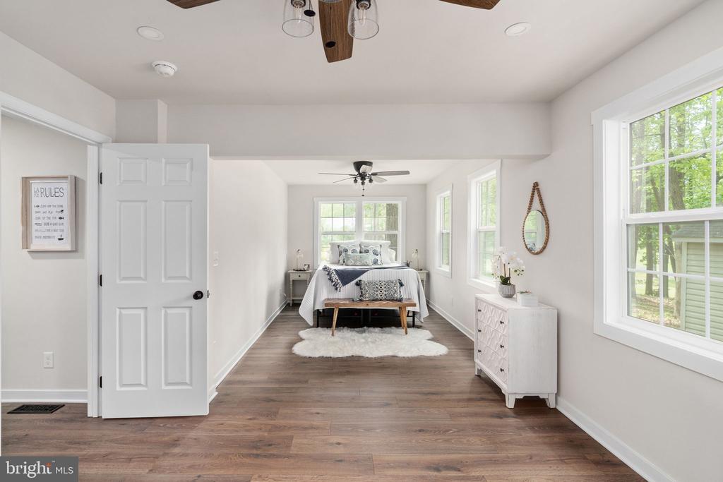 121 BIRCHSIDE CIRCLE