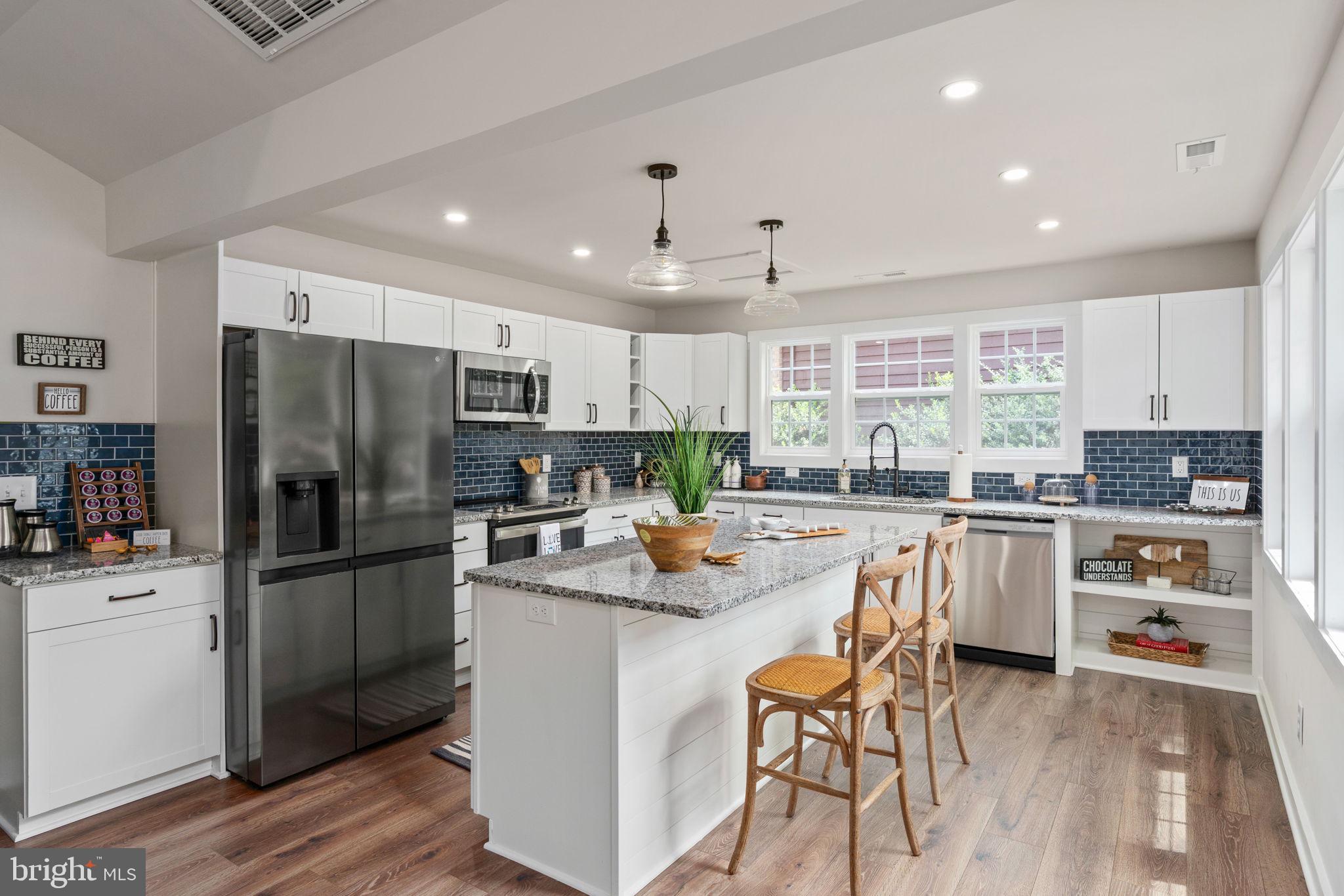 121 BIRCHSIDE CIRCLE