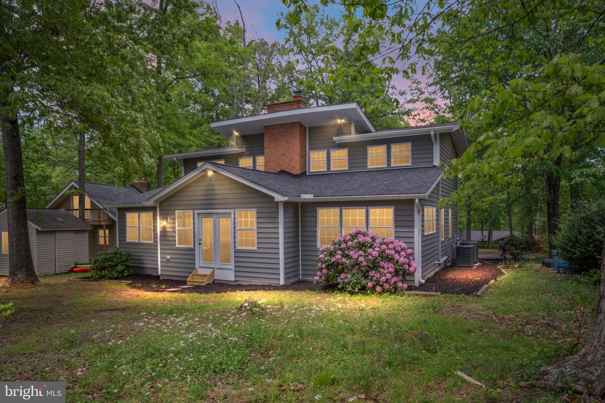 121 BIRCHSIDE CIRCLE