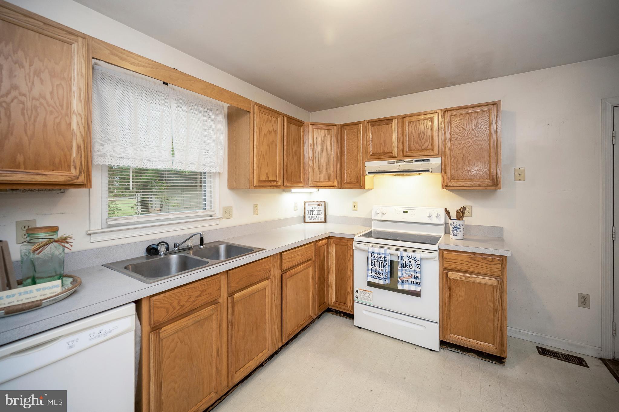 348 YORKTOWN BOULEVARD