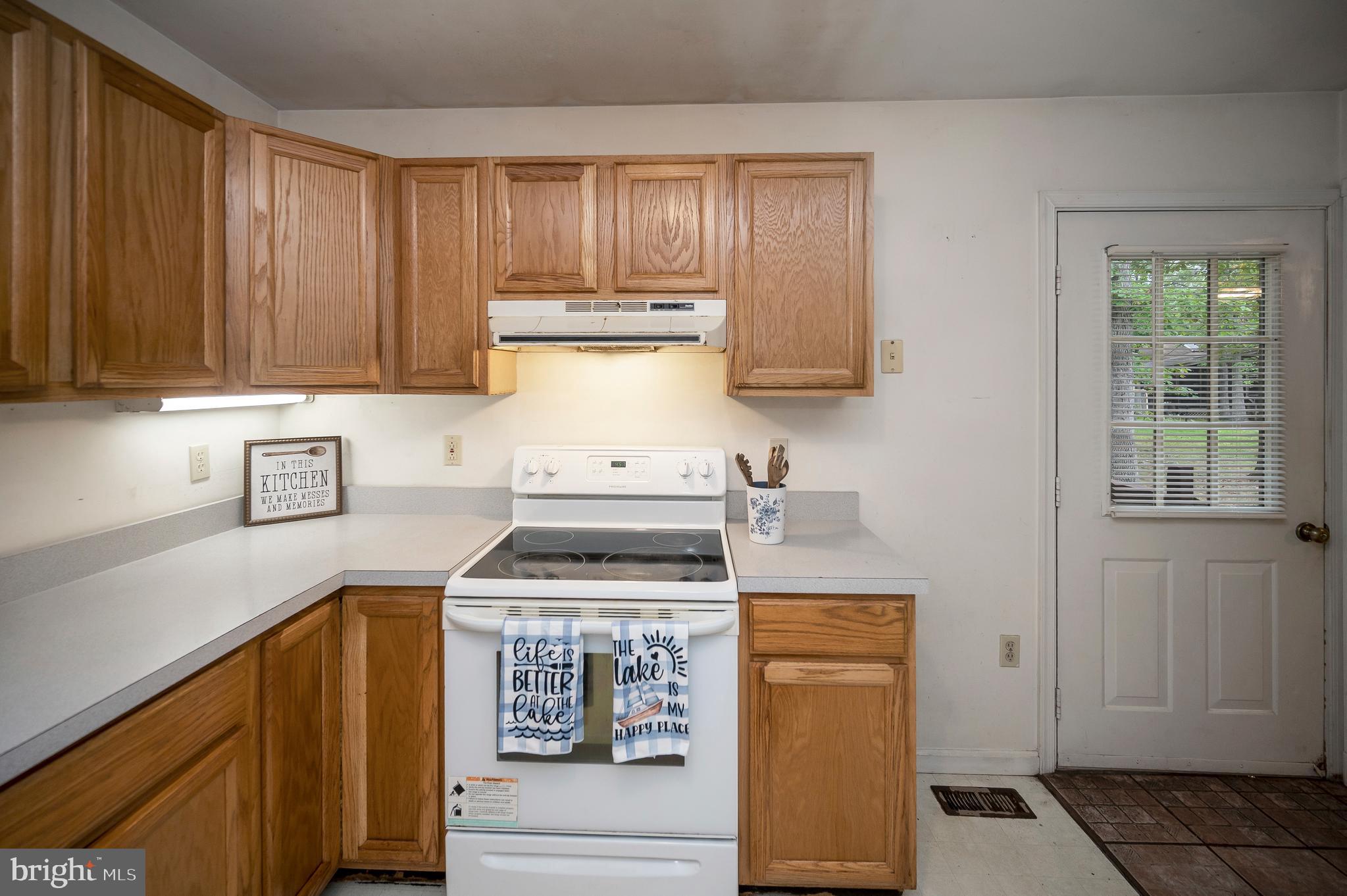 348 YORKTOWN BOULEVARD