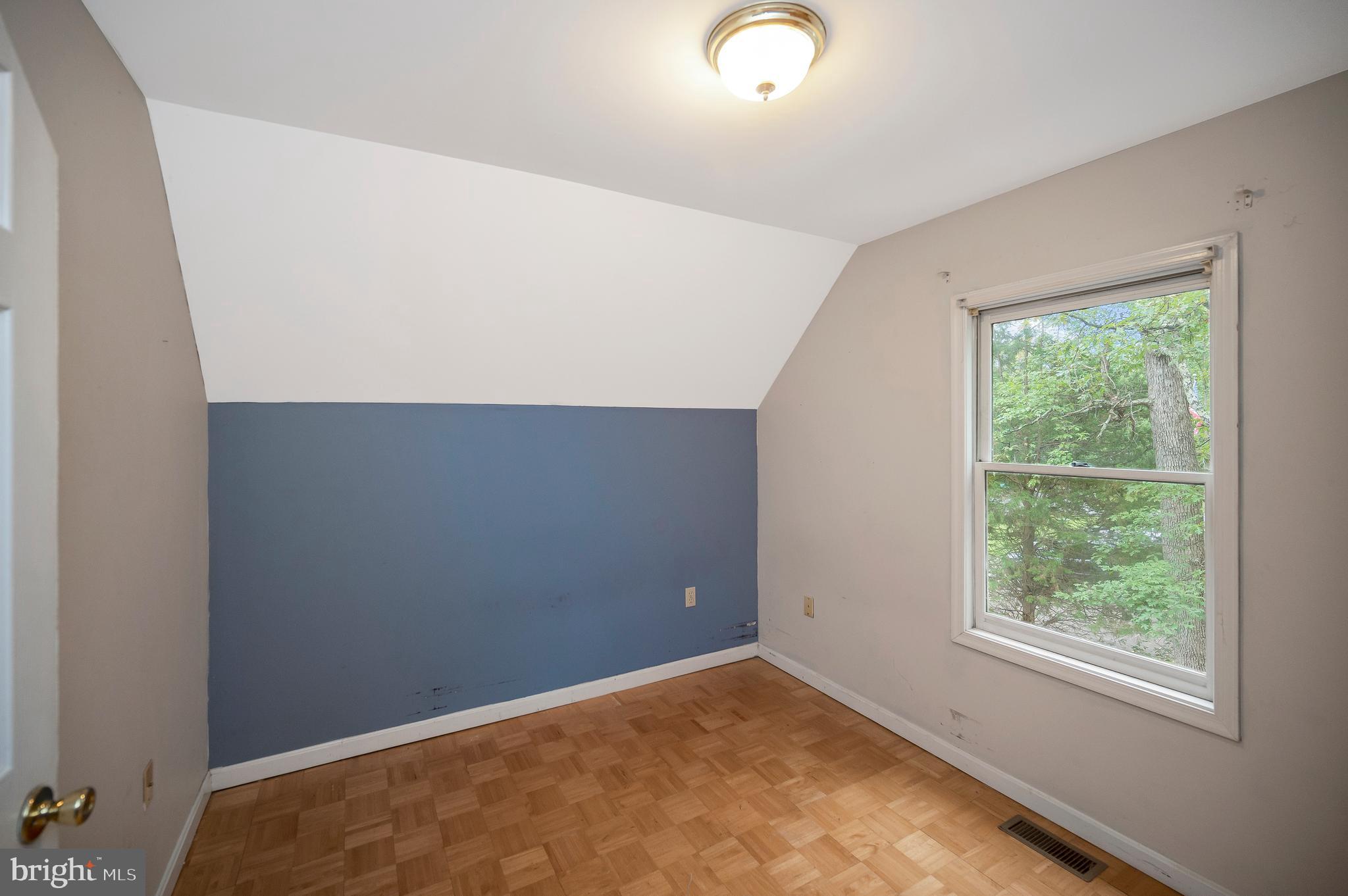348 YORKTOWN BOULEVARD