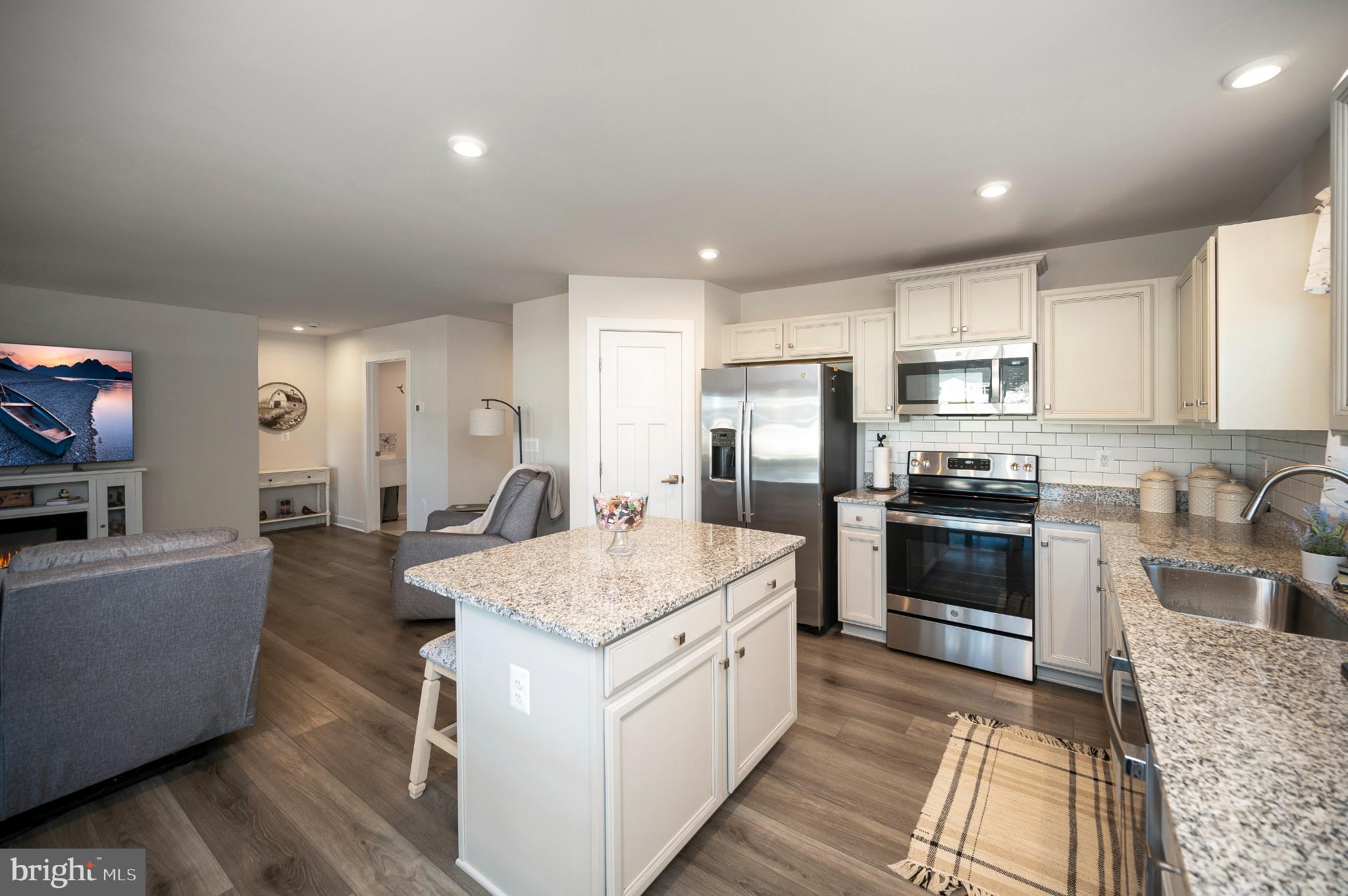 34859 MANSOURS DRIVE