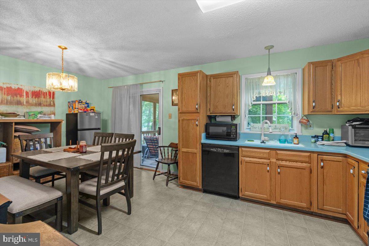 115 INDIAN HILLS ROAD