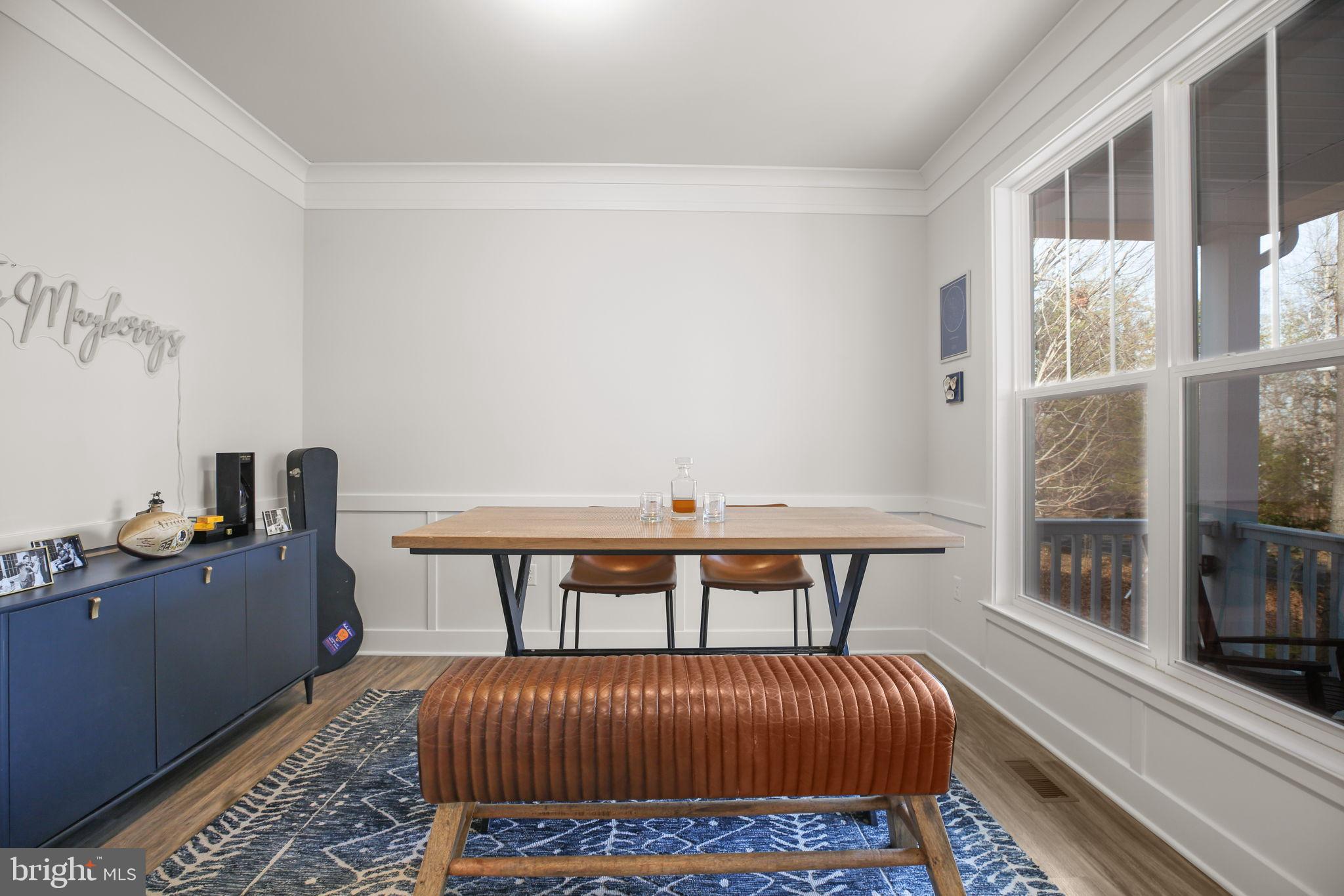 2102 LAKEVIEW PARKWAY