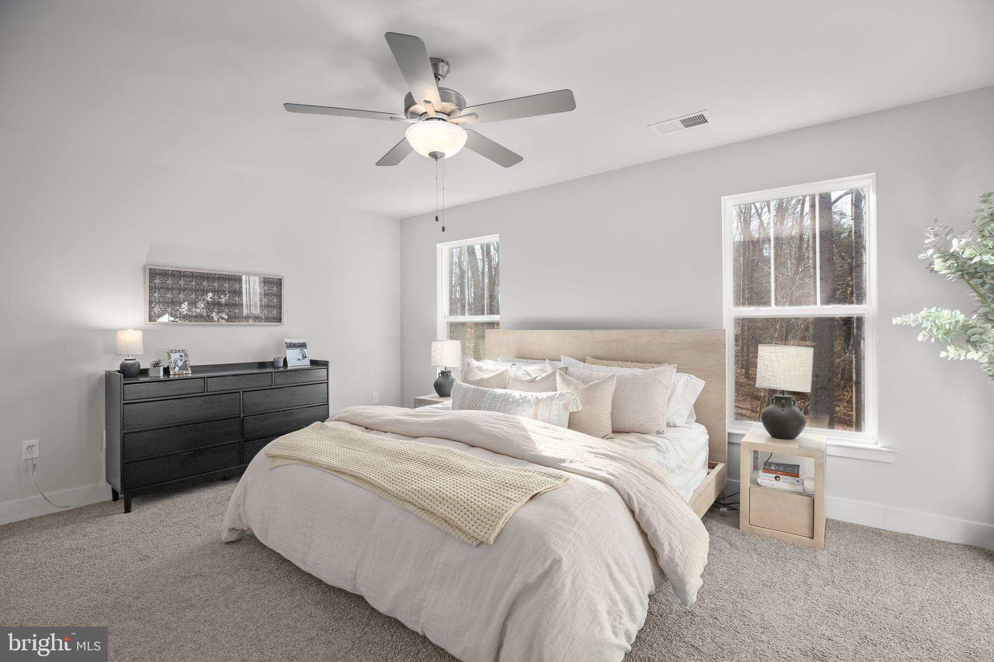 2102 LAKEVIEW PARKWAY