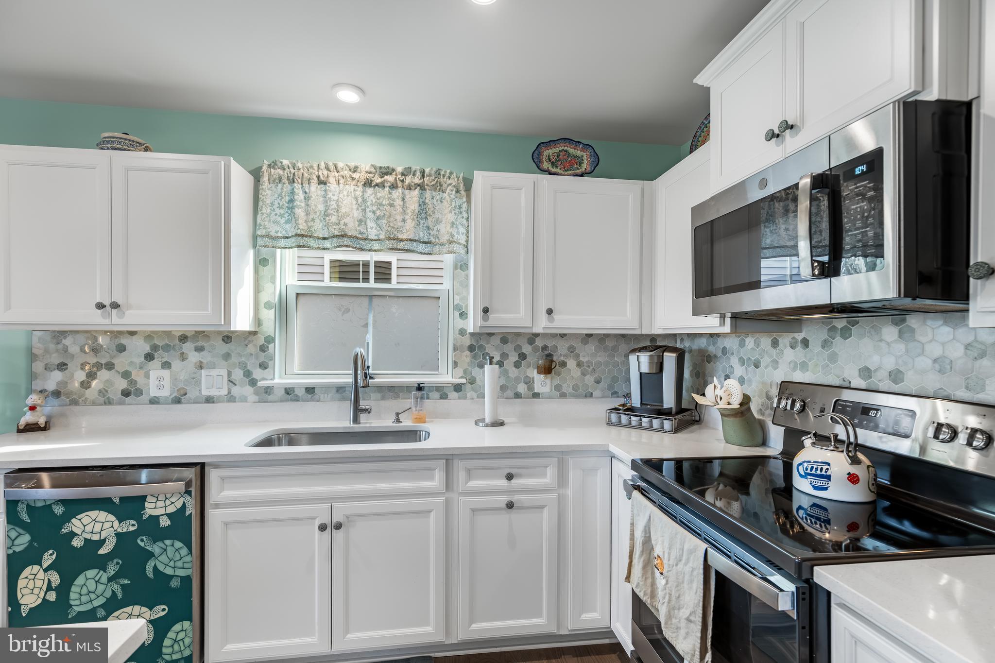 35049 MANSOURS DRIVE