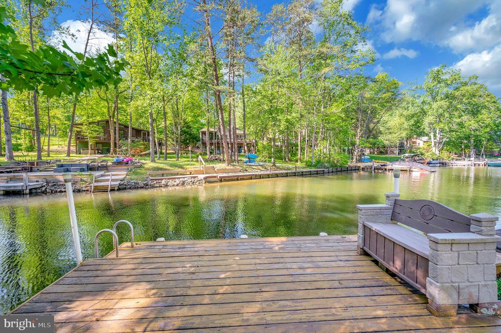 322 BIRCHSIDE CIRCLE