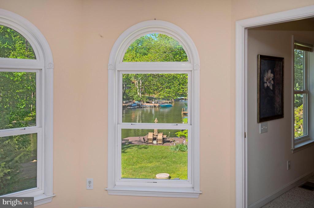 322 BIRCHSIDE CIRCLE