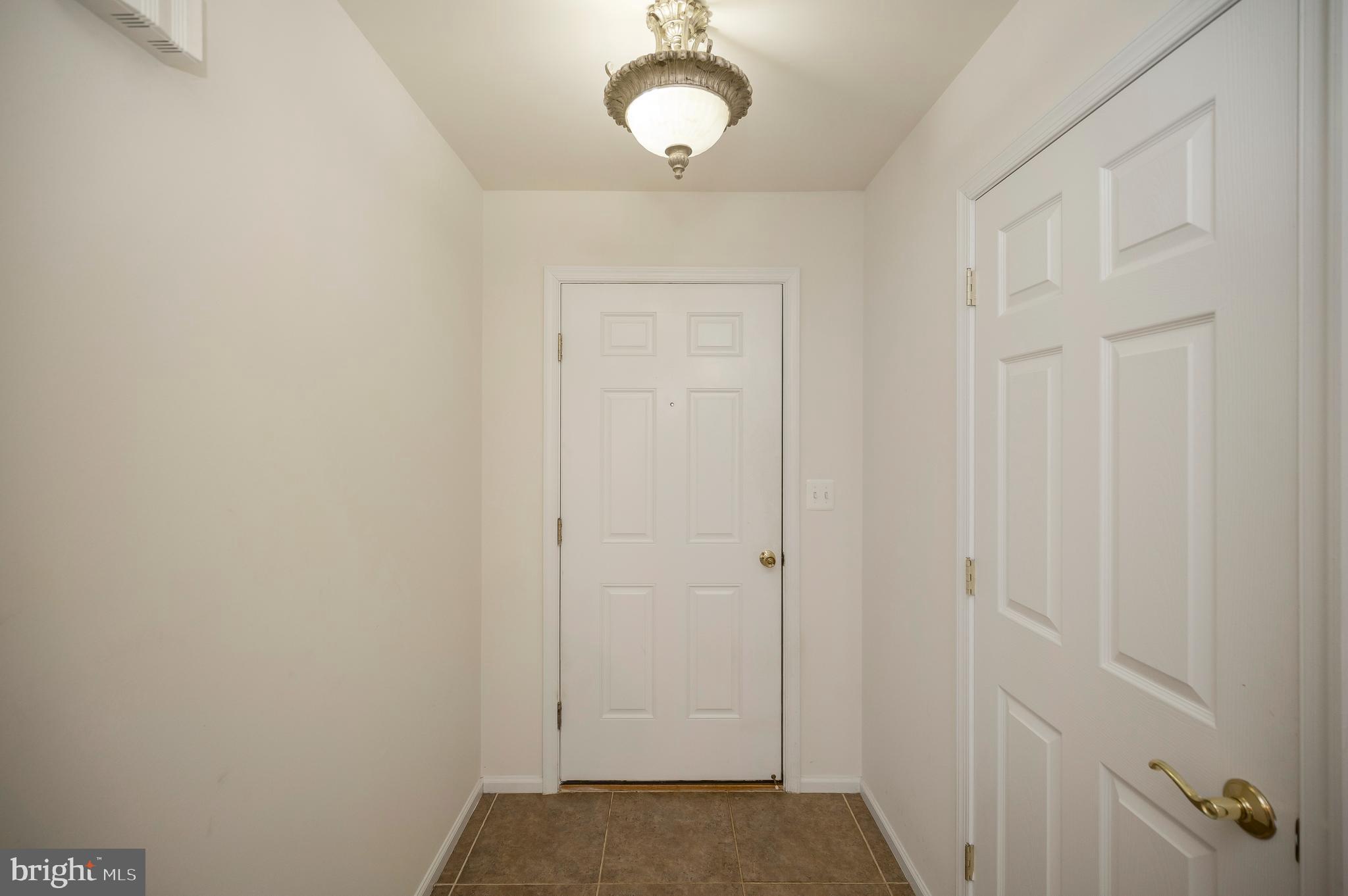 105 ASPEN COURT