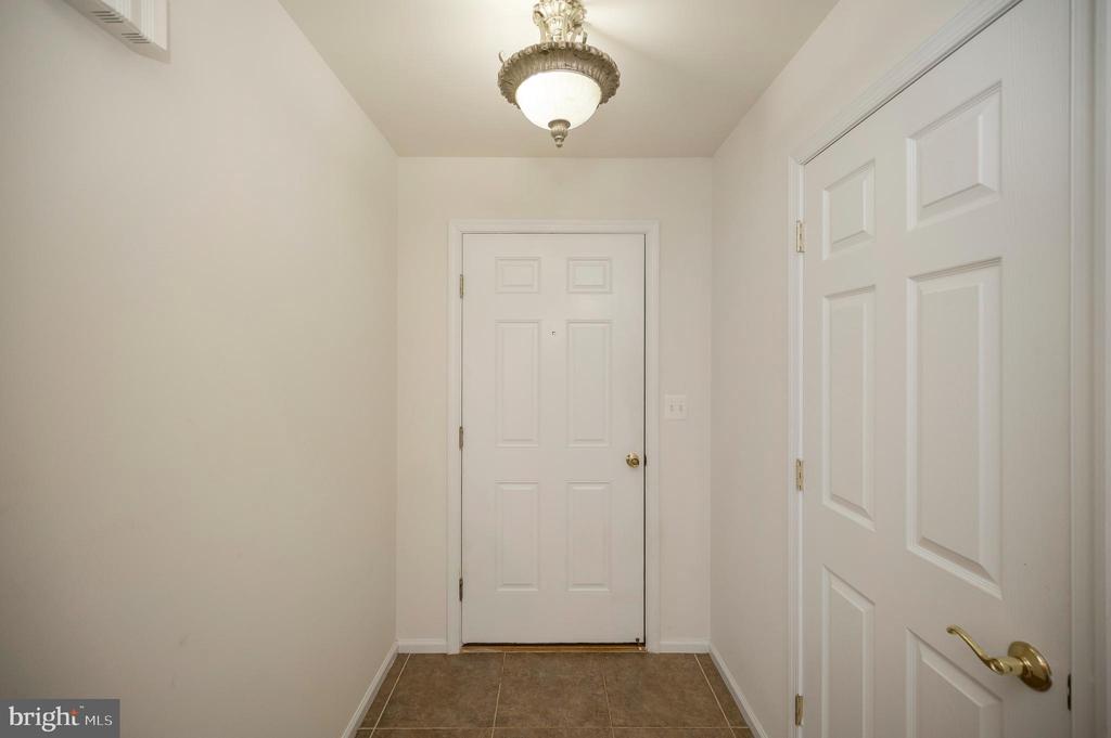 105 ASPEN COURT