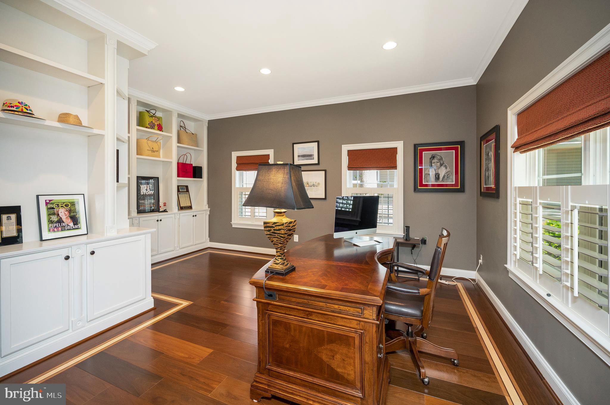 206 MADISON CIRCLE