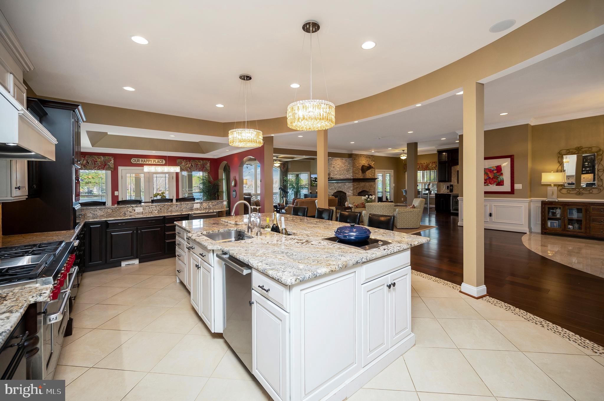206 MADISON CIRCLE