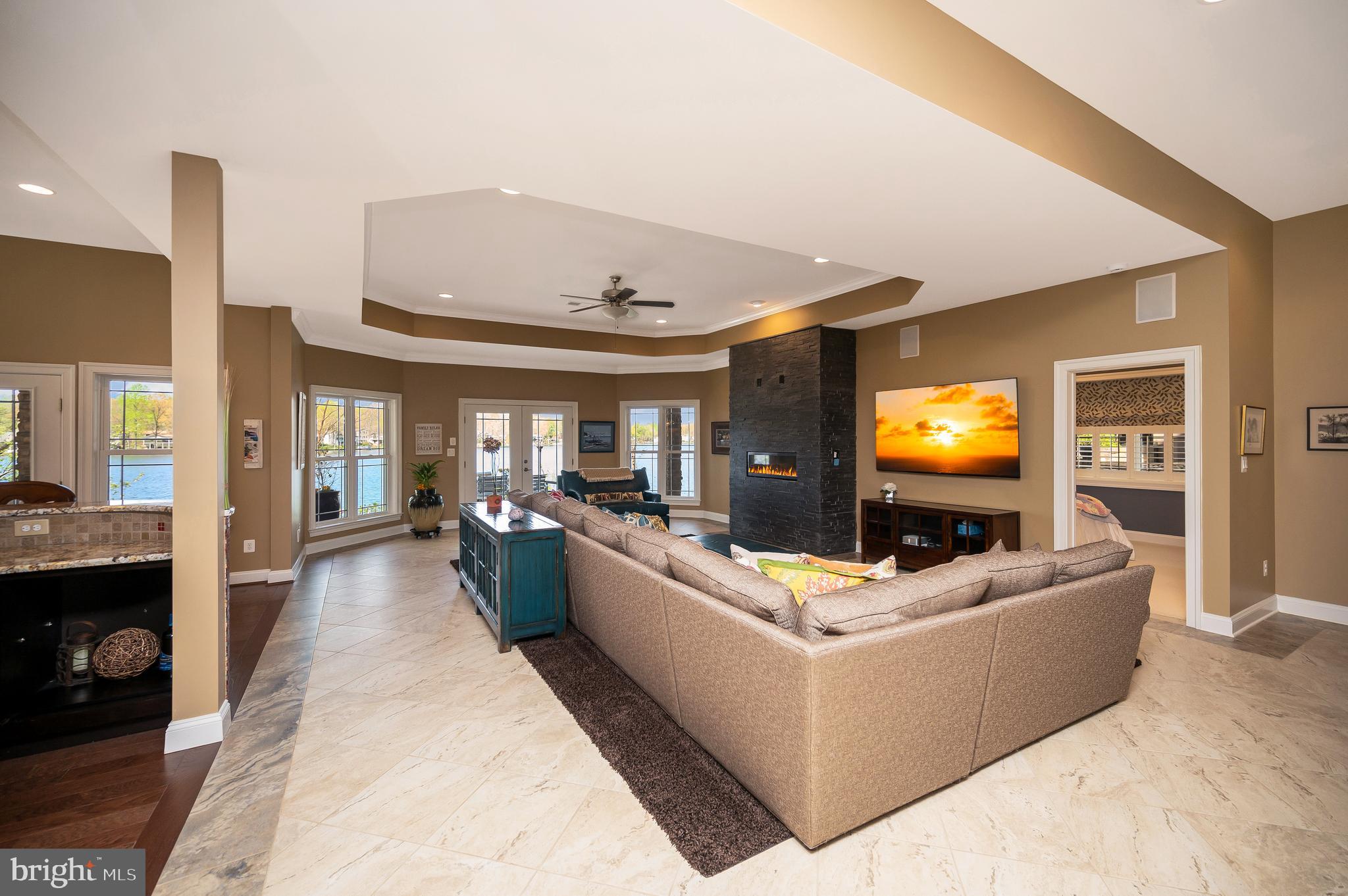 206 MADISON CIRCLE