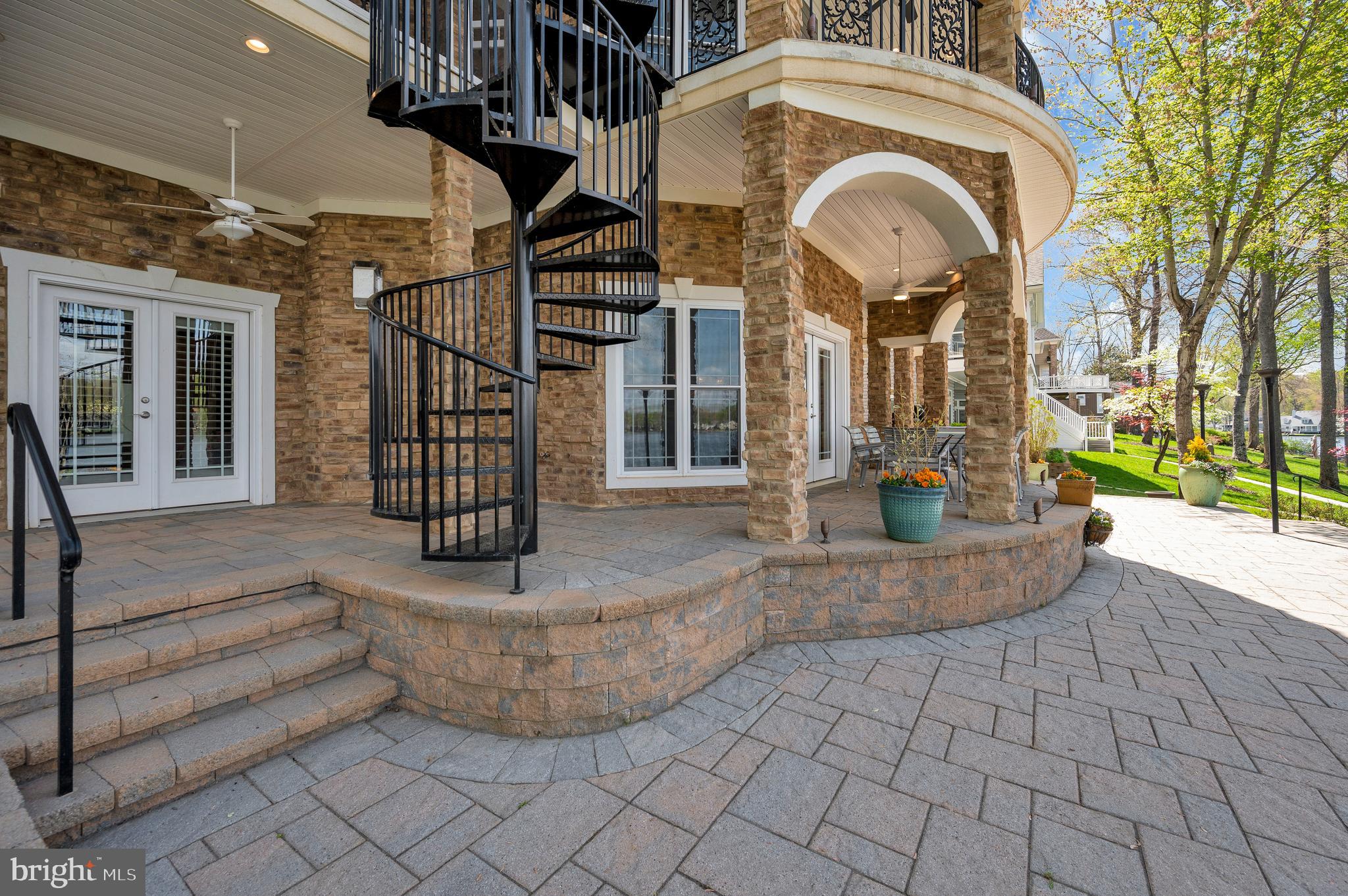 206 MADISON CIRCLE