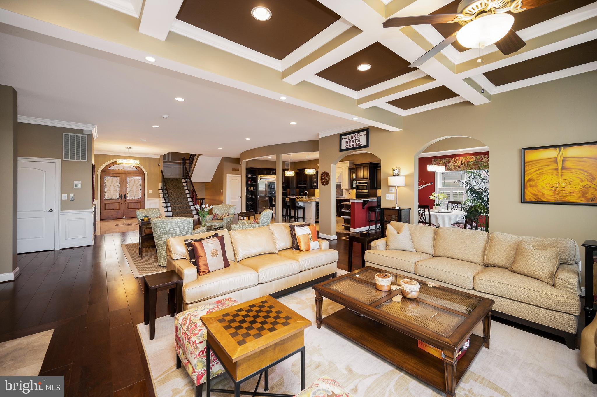 206 MADISON CIRCLE