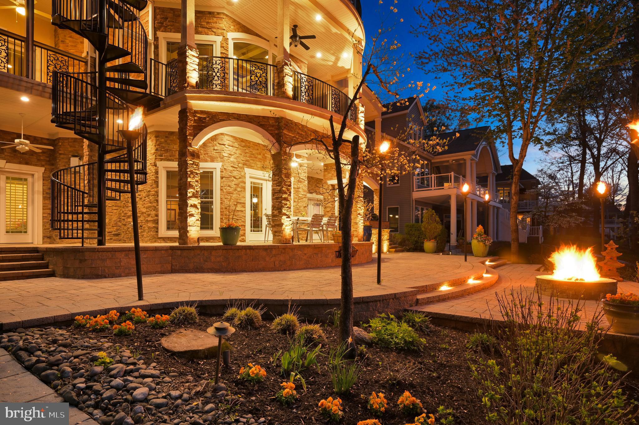 206 MADISON CIRCLE