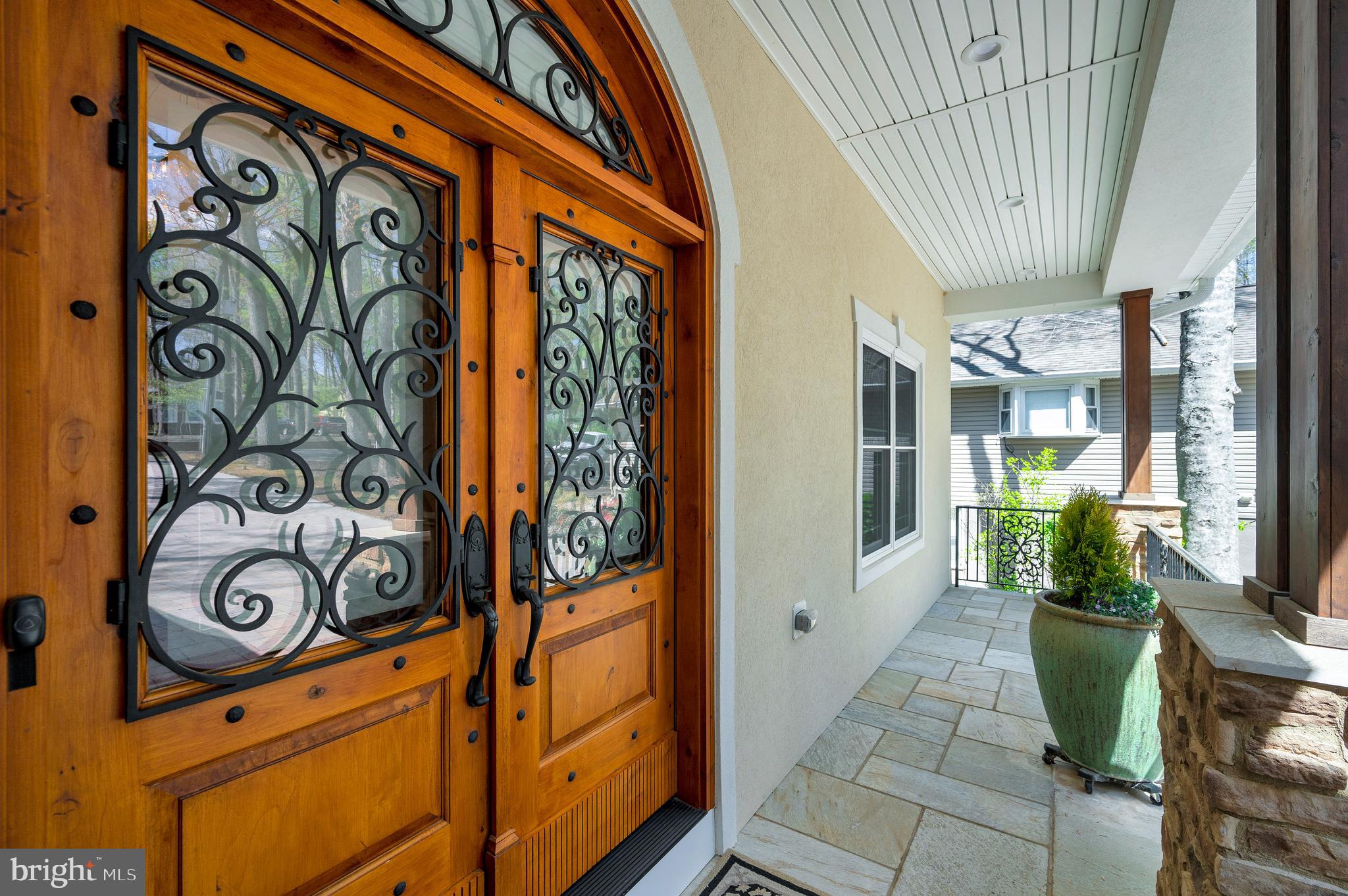 206 MADISON CIRCLE