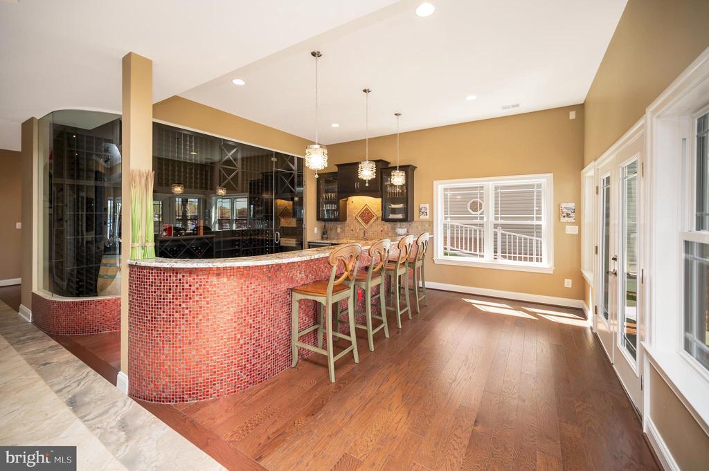206 MADISON CIRCLE