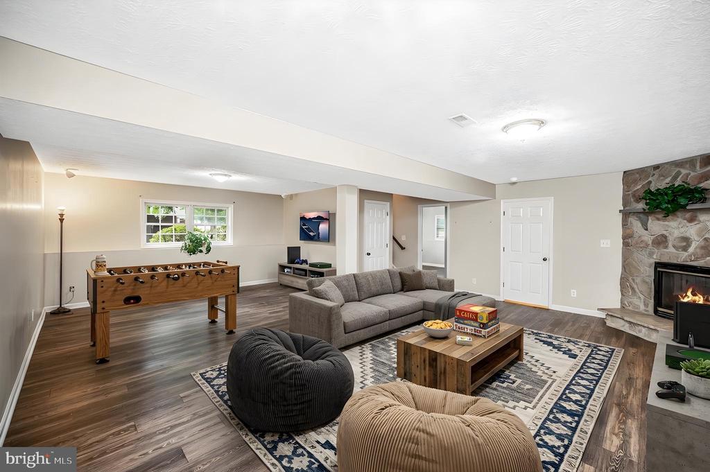 305 BIRDIE ROAD