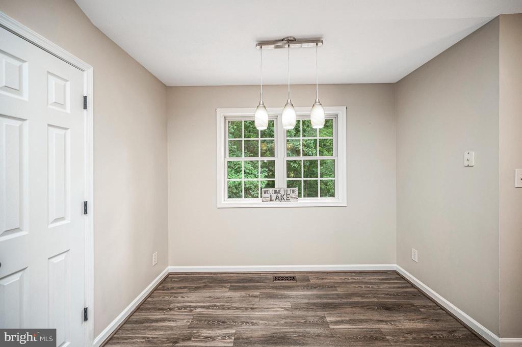 305 BIRDIE ROAD