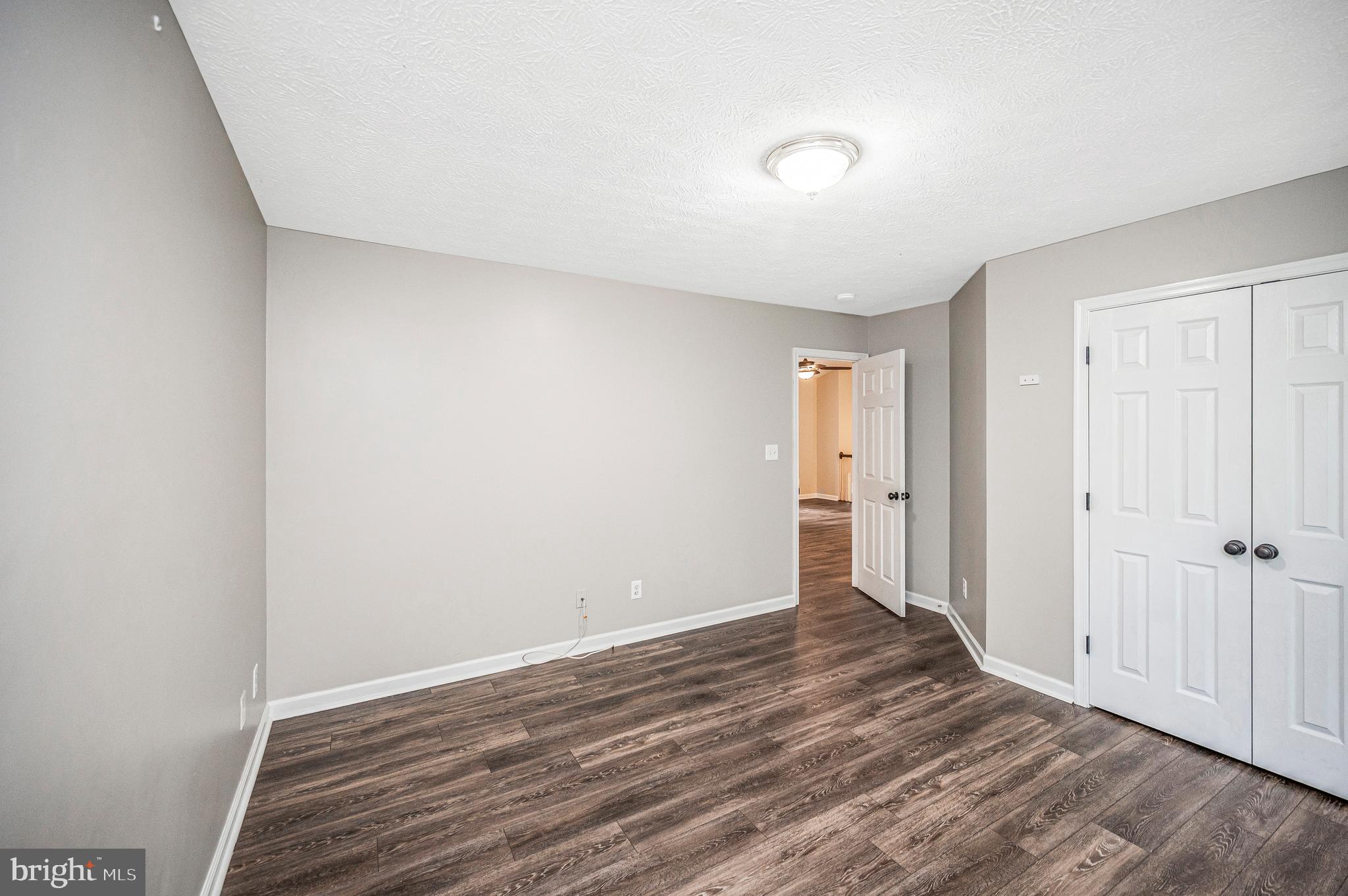 305 BIRDIE ROAD
